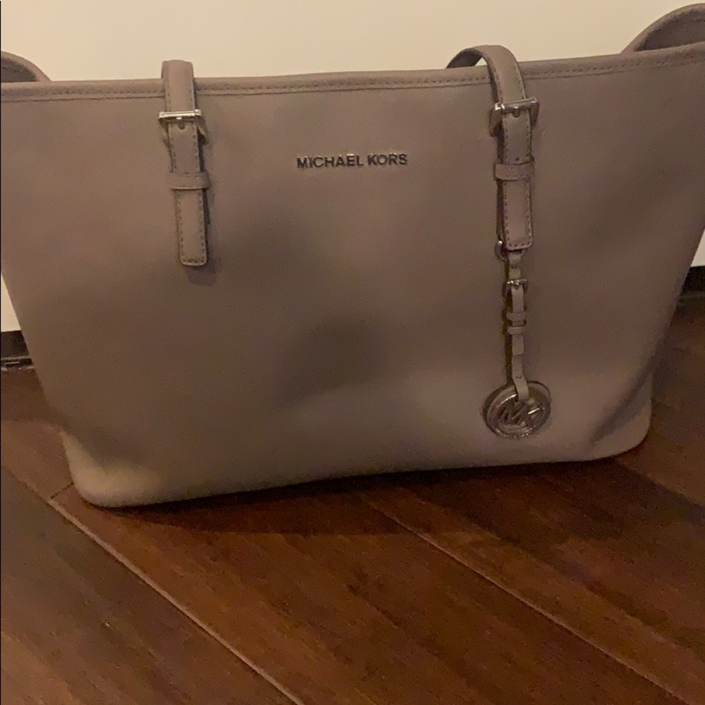 Lilac Michael Kors tote - Picture 2 of 5